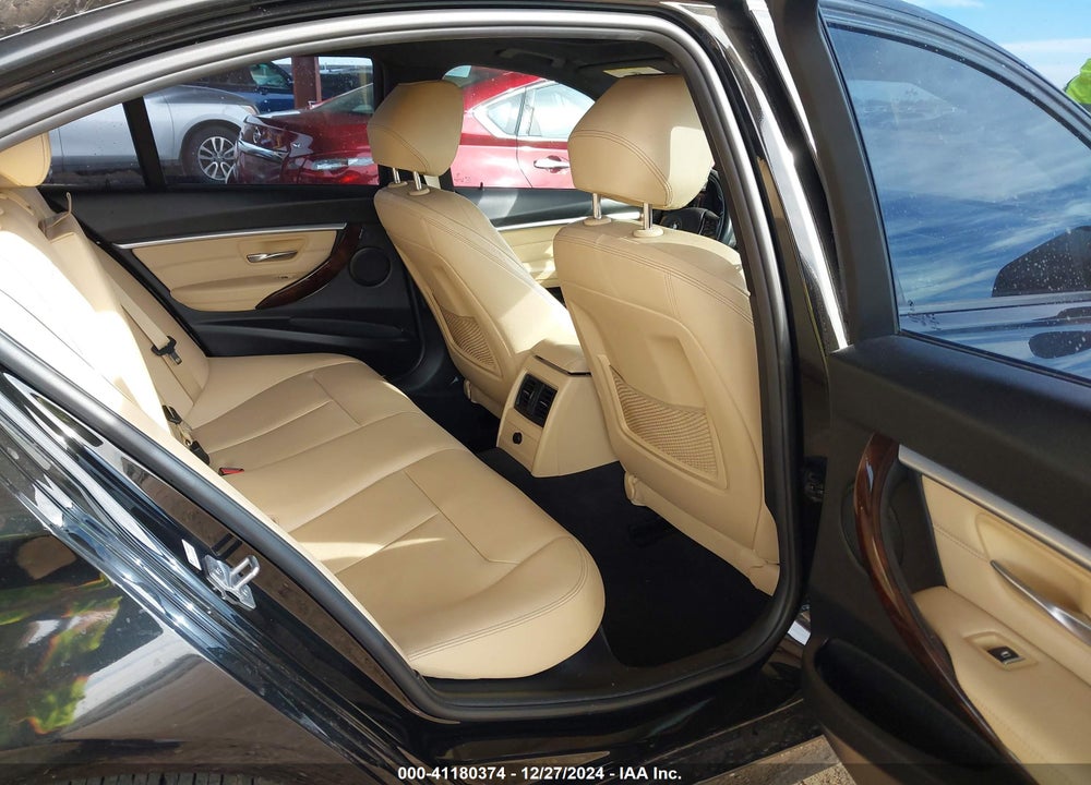 2018 BMW 330I VIN: WBA8B9G54JNU99308