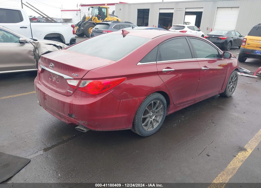 2011 HYUNDAI SONATA VIN: 5NPEC4AB2BH256067