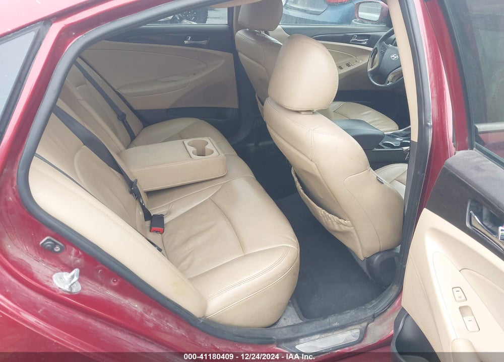 2011 HYUNDAI SONATA VIN: 5NPEC4AB2BH256067