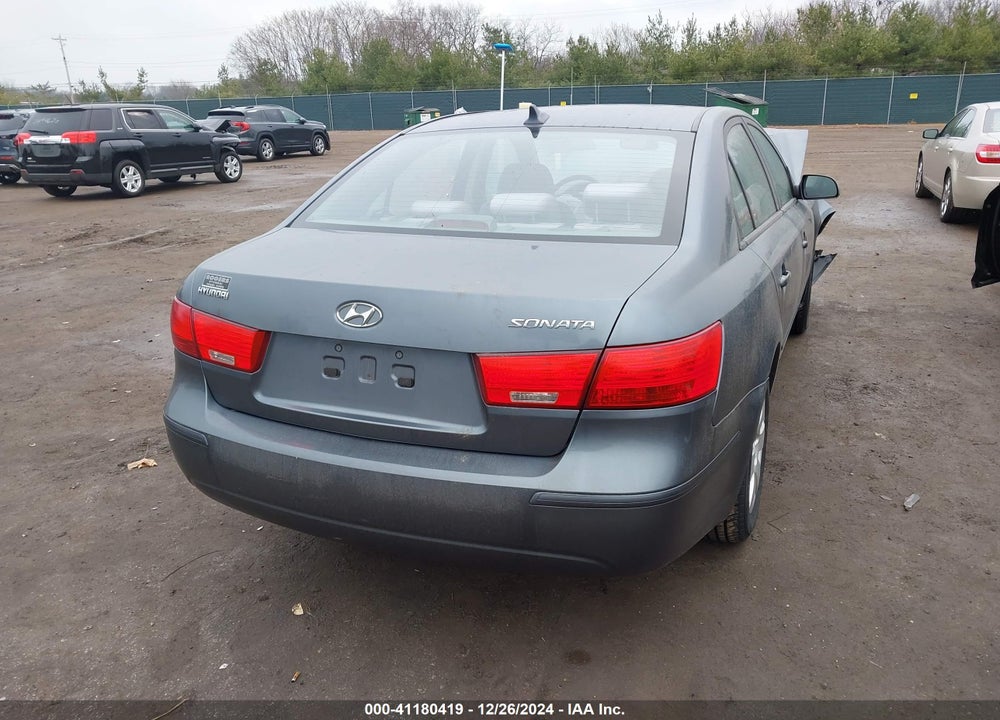2010 HYUNDAI SONATA VIN: 5NPET4AC5AH621381