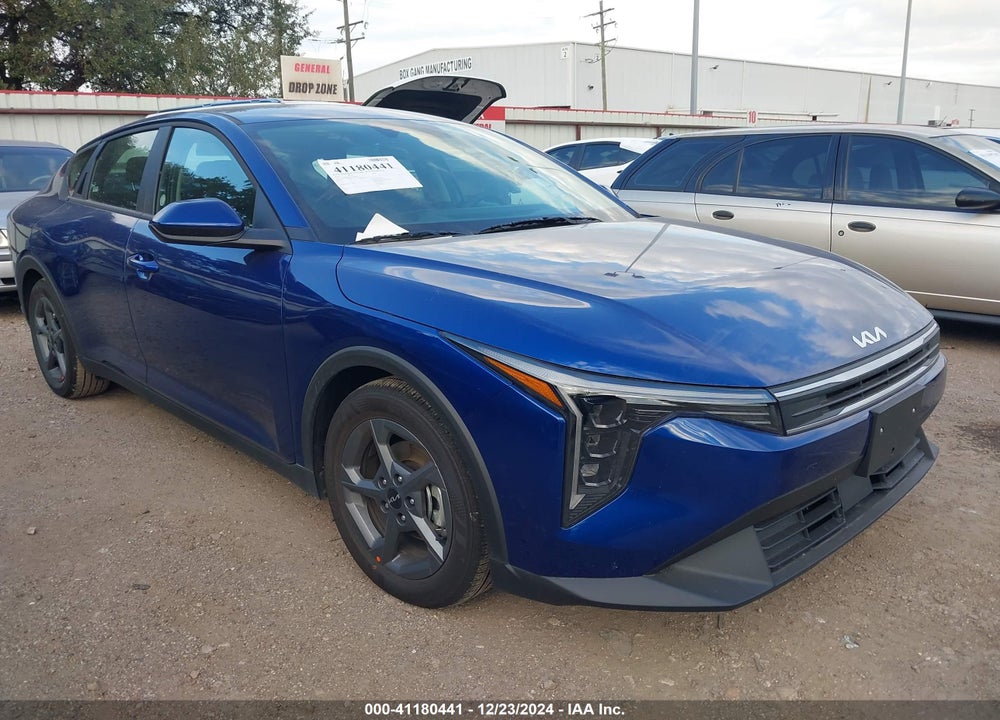 2025 KIA K4 LXS VIN: 3KPFT4DEXSE034200