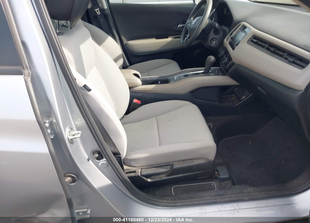 2019 HONDA HR-V LX VIN: 3CZRU5H38KM710300