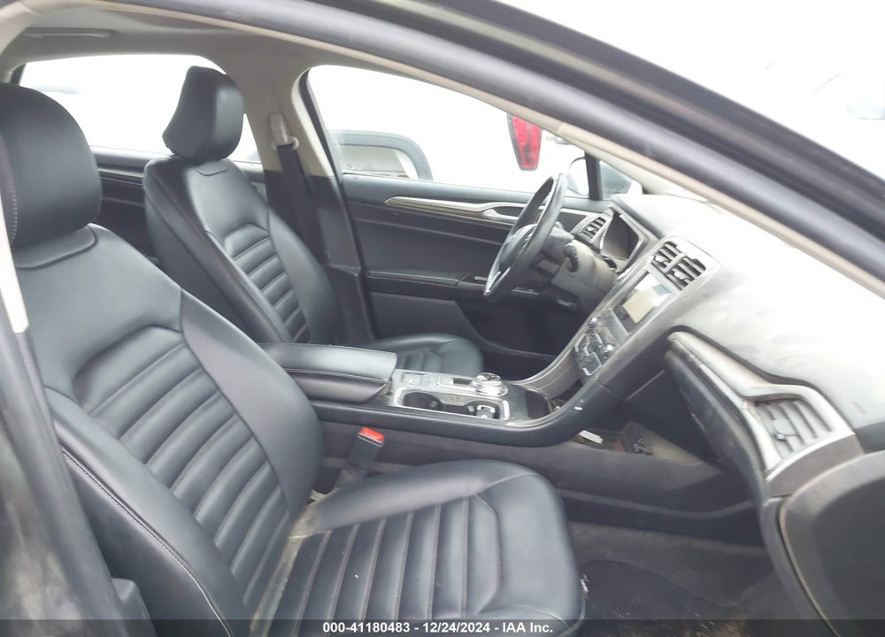 2020 FORD FUSION VIN: 3FA6P0CD6LR175027