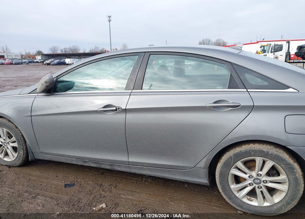 2013 HYUNDAI SONATA GLS VIN: 5NPEB4AC1DH513007