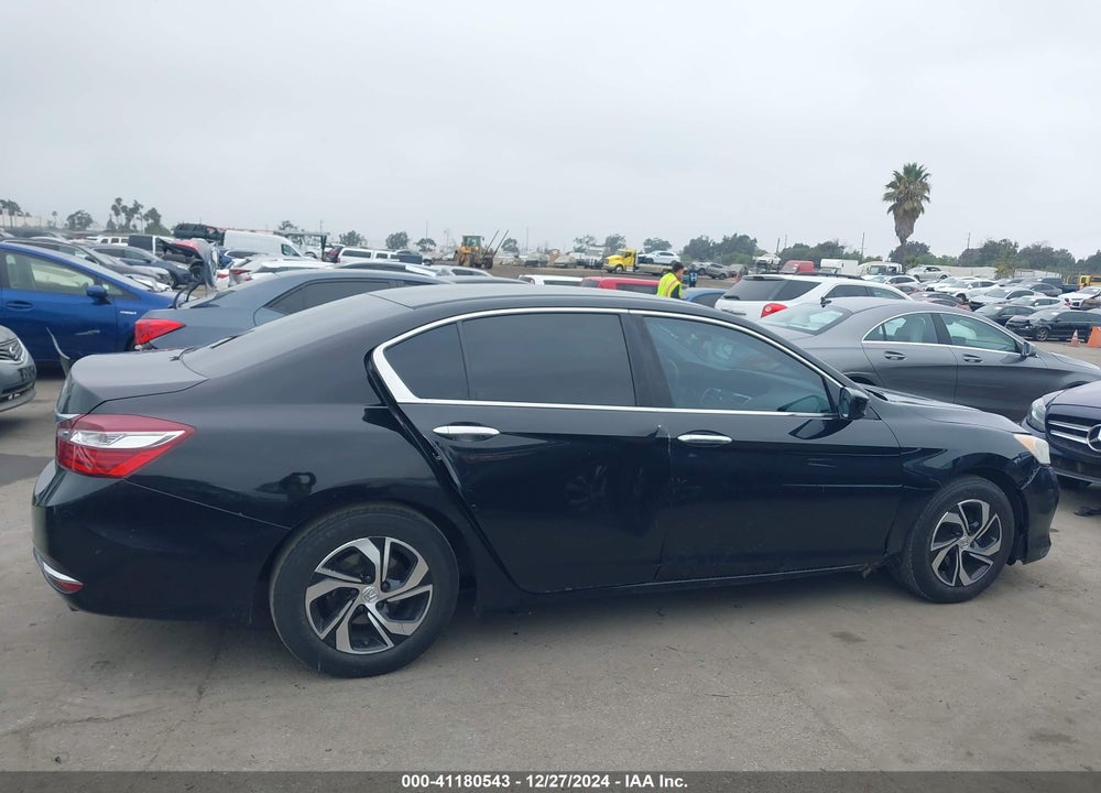 2017 HONDA ACCORD LX VIN: 1HGCR2F33HA156010