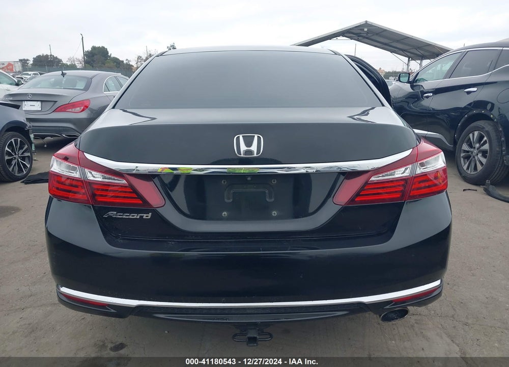2017 HONDA ACCORD LX VIN: 1HGCR2F33HA156010