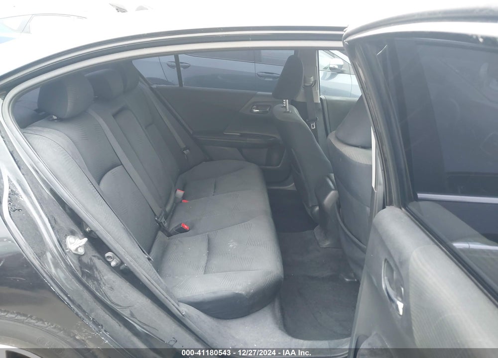 2017 HONDA ACCORD LX VIN: 1HGCR2F33HA156010