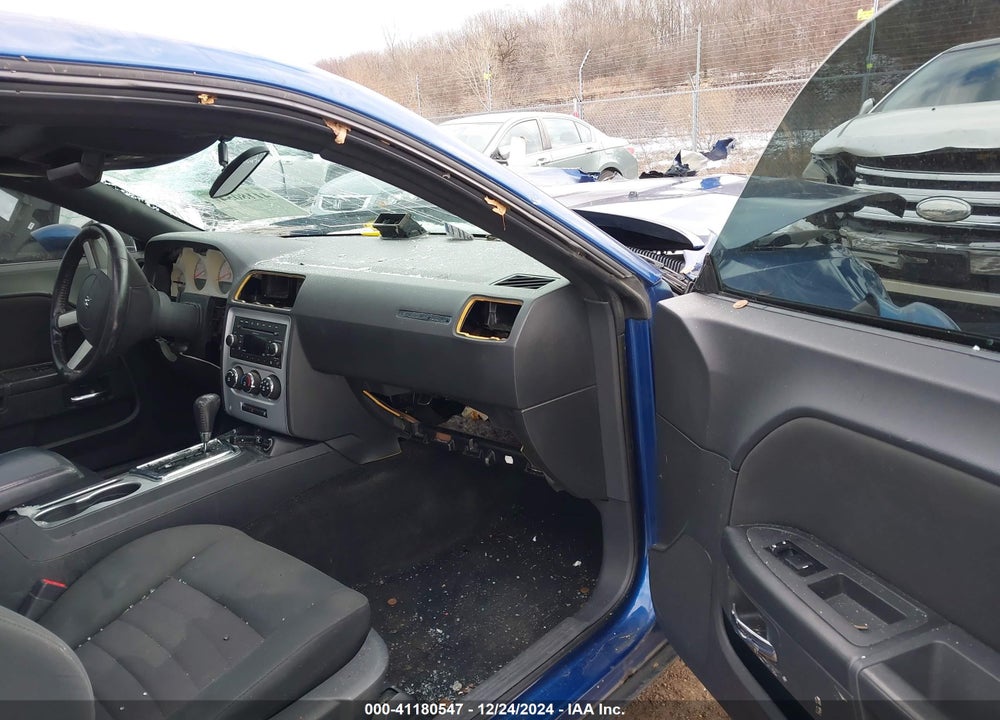 2009 DODGE CHALLENGER VIN: 2B3LJ44V39H502518