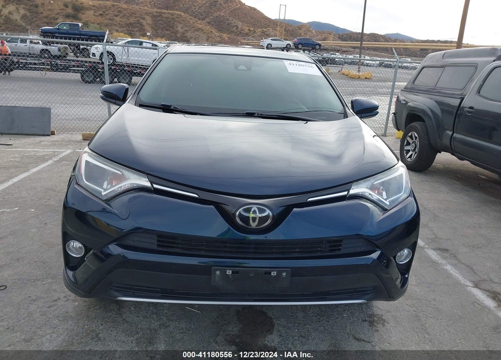2018 TOYOTA RAV4 XLE VIN: JTMWFREV3JJ205177