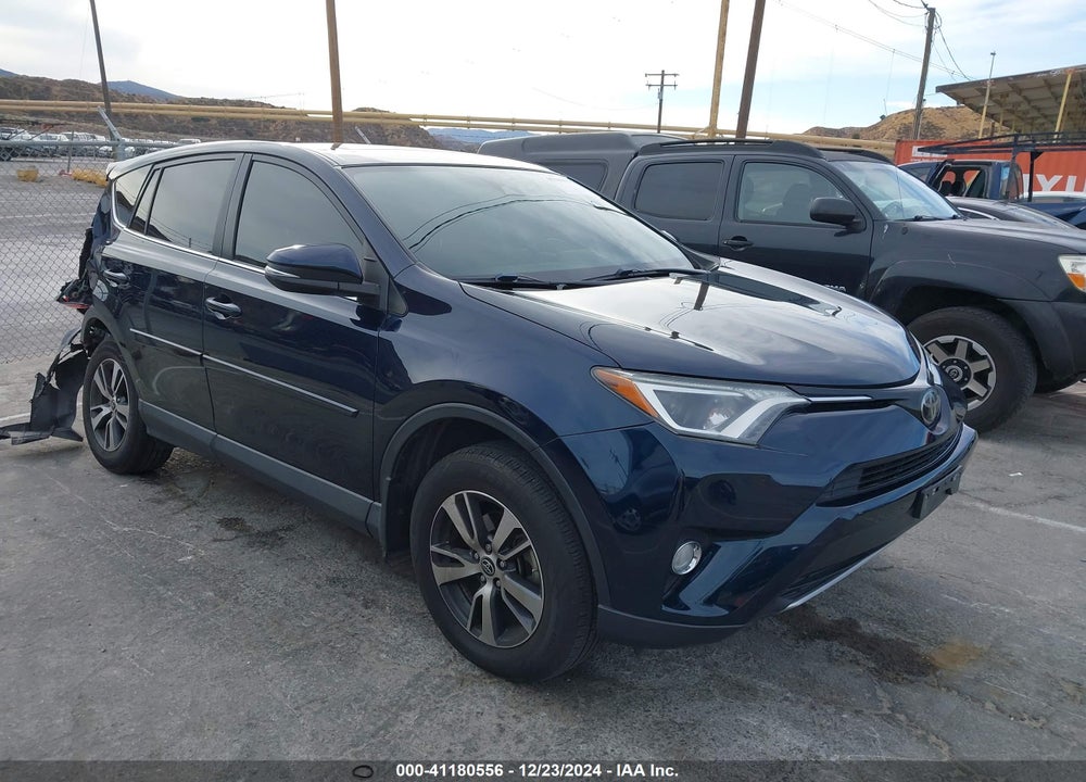2018 TOYOTA RAV4 XLE VIN: JTMWFREV3JJ205177