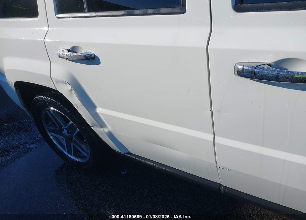 2009 JEEP PATRIOT VIN: 1J4FT28B59D196598