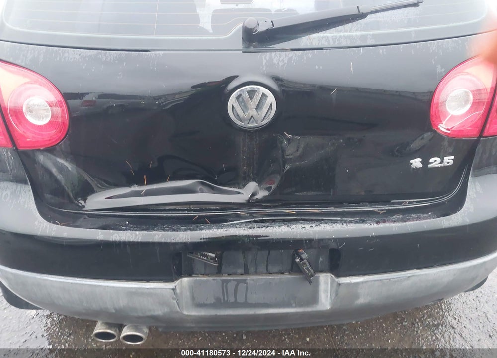 2007 VOLKSWAGEN RABBIT 2-DOOR VIN: WVWAR71K07W076182