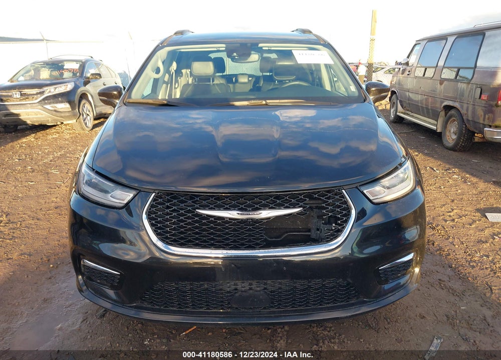 2022 CHRYSLER PACIFICA TOURING L VIN: 2C4RC1BG9NR191834