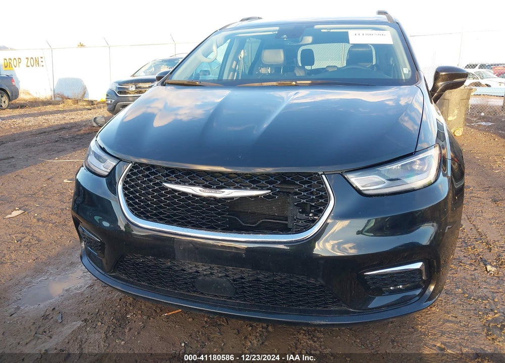 2022 CHRYSLER PACIFICA TOURING L VIN: 2C4RC1BG9NR191834