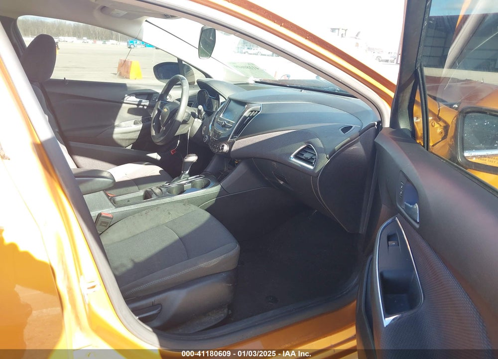 2017 CHEVROLET CRUZE LT AUTO VIN: 3G1BE6SM7HS552511