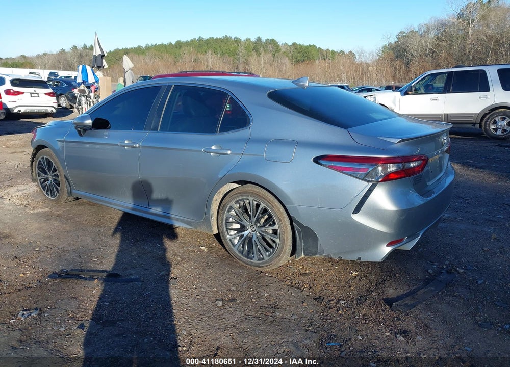 2019 TOYOTA CAMRY SE VIN: 4T1B11HK5KU704090
