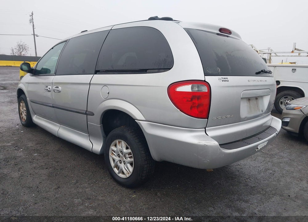 2002 DODGE GRAND CARAVAN SPORT VIN: 2B4GP44322R742699