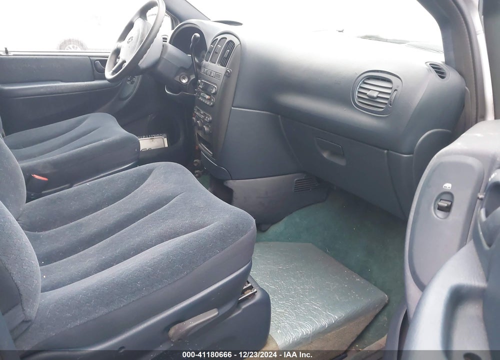 2002 DODGE GRAND CARAVAN SPORT VIN: 2B4GP44322R742699
