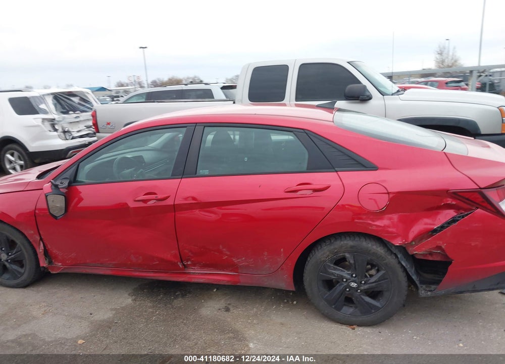 2021 HYUNDAI ELANTRA SEL VIN: 5NPLM4AG2MH009747