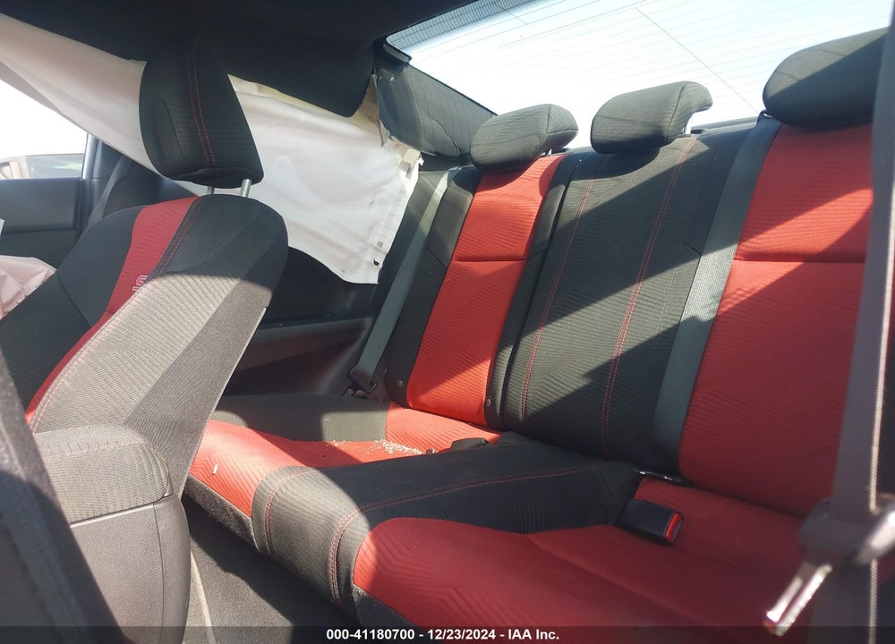 2015 HONDA CIVIC VIN: 2HGFG4A58FH704167