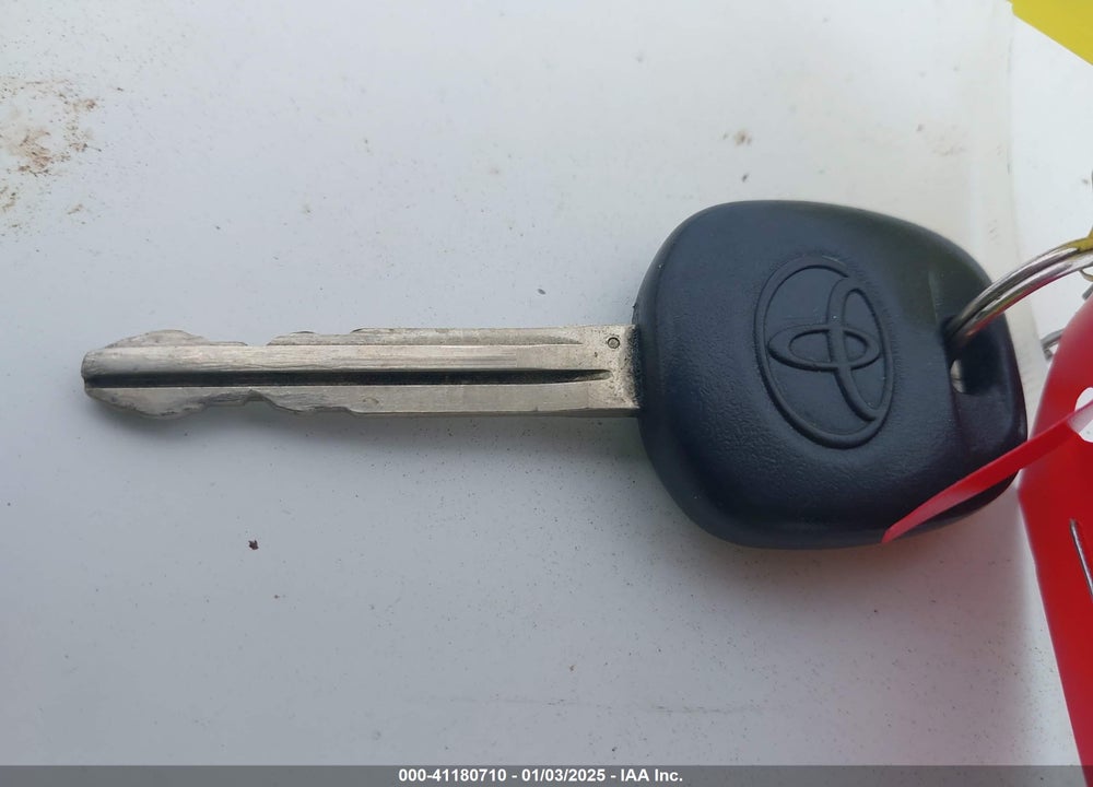 2005 TOYOTA COROLLA CE VIN: JTDBR32E352050783