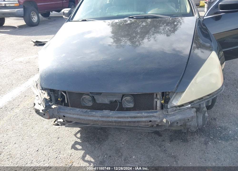 2005 HONDA ACCORD 3.0 EX VIN: 1HGCM66525A048576