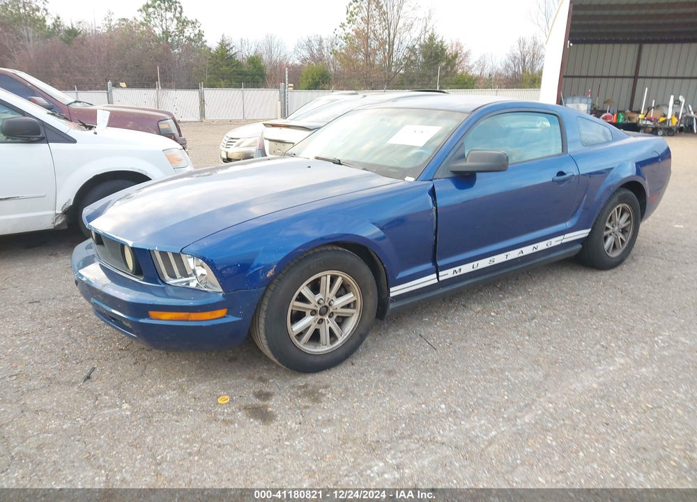 2008 FORD MUSTANG V6 DELUXE/V6 PREMIUM VIN: 1ZVHT80N885135274