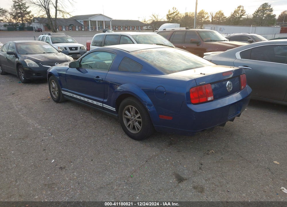 2008 FORD MUSTANG V6 DELUXE/V6 PREMIUM VIN: 1ZVHT80N885135274