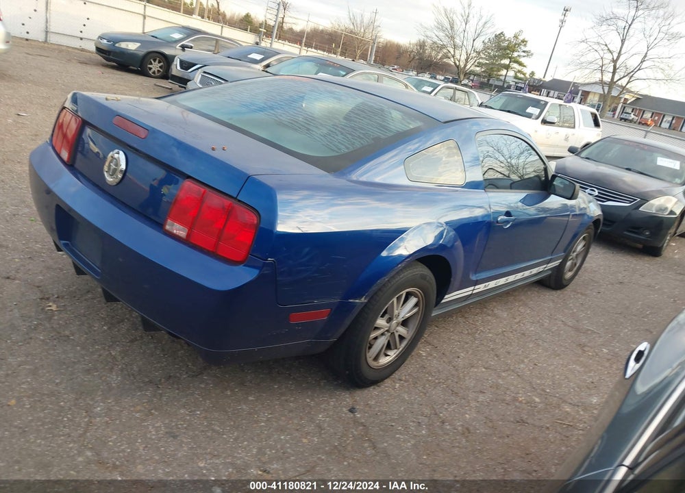 2008 FORD MUSTANG V6 DELUXE/V6 PREMIUM VIN: 1ZVHT80N885135274