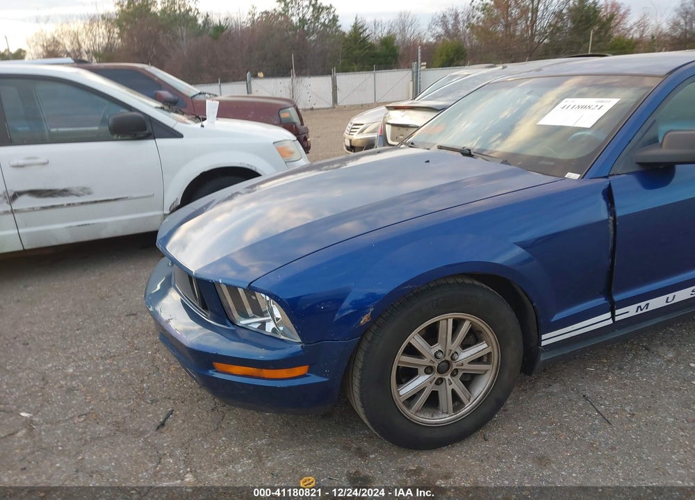 2008 FORD MUSTANG V6 DELUXE/V6 PREMIUM VIN: 1ZVHT80N885135274