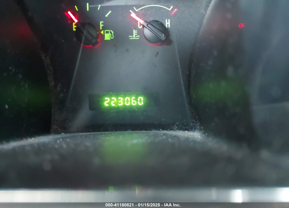 2008 FORD MUSTANG V6 DELUXE/V6 PREMIUM VIN: 1ZVHT80N885135274