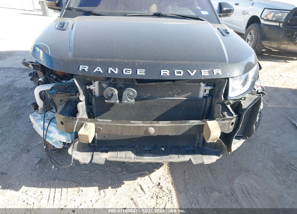 2019 LAND ROVER RANGE ROVER EVOQUE HSE DYNAMIC VIN: SALVD2SX2KH347343