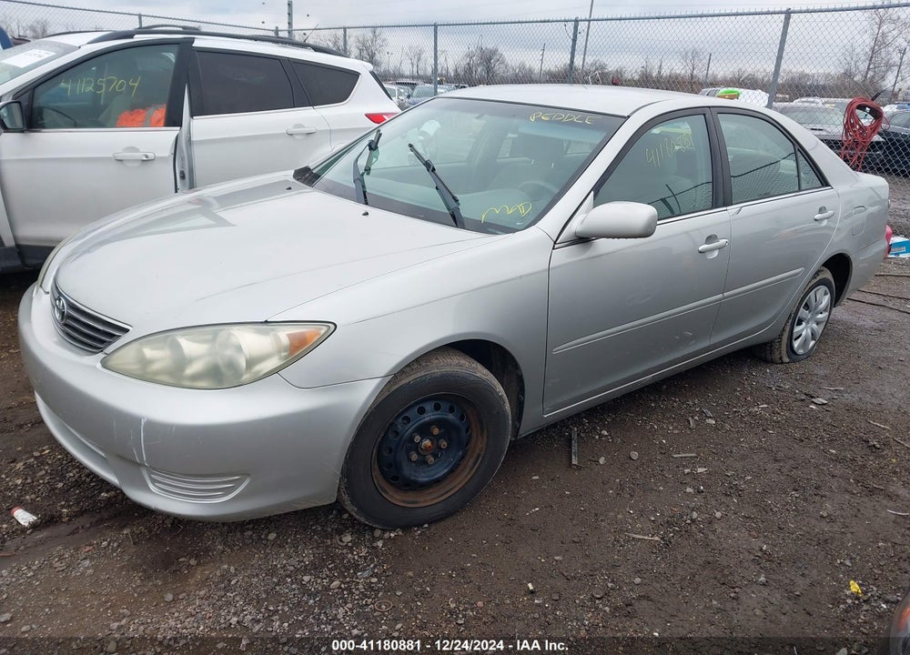 2005 TOYOTA CAMRY LE VIN: 4T1BE32K35U416923