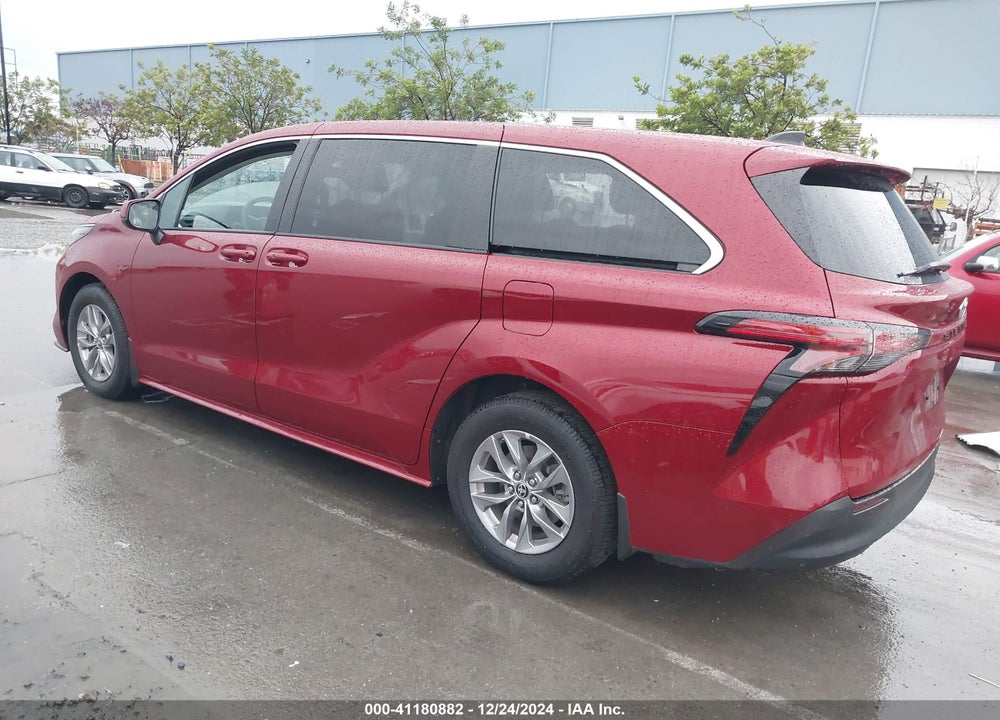 2022 TOYOTA SIENNA VIN: 5TDKRKEC4NS118263