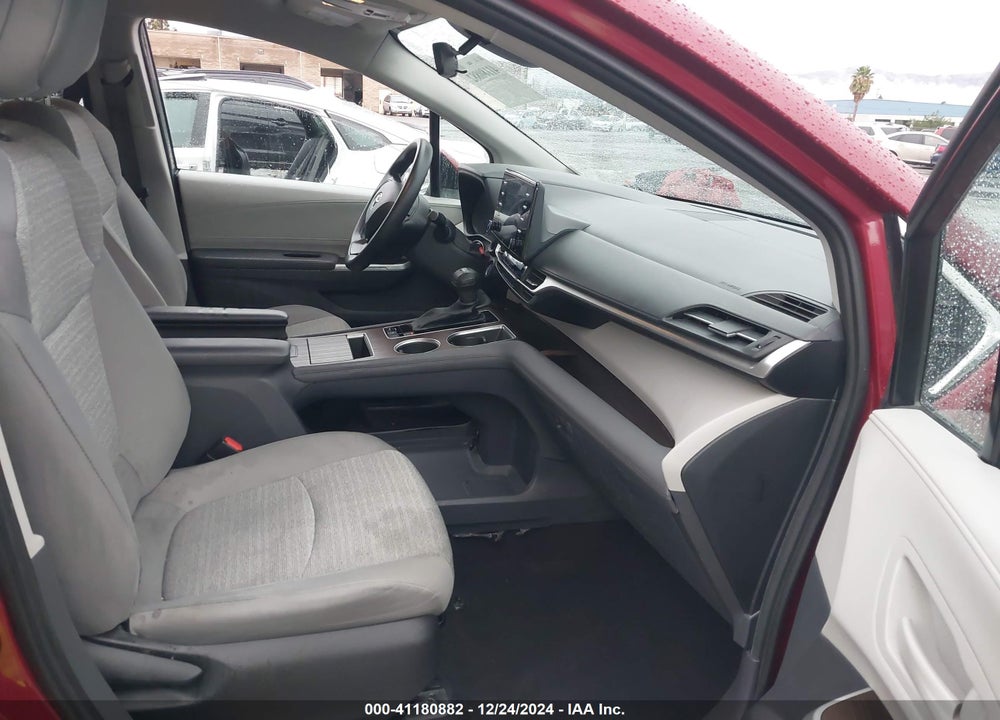 2022 TOYOTA SIENNA VIN: 5TDKRKEC4NS118263