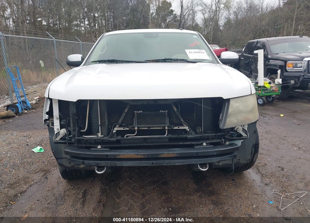 2010 CHEVROLET TAHOE LTZ VIN: 1GNUCCE00AR192124