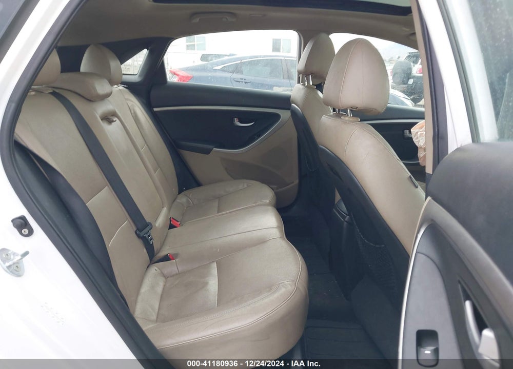 2013 HYUNDAI ELANTRA GT VIN: KMHD35LE7DU092117