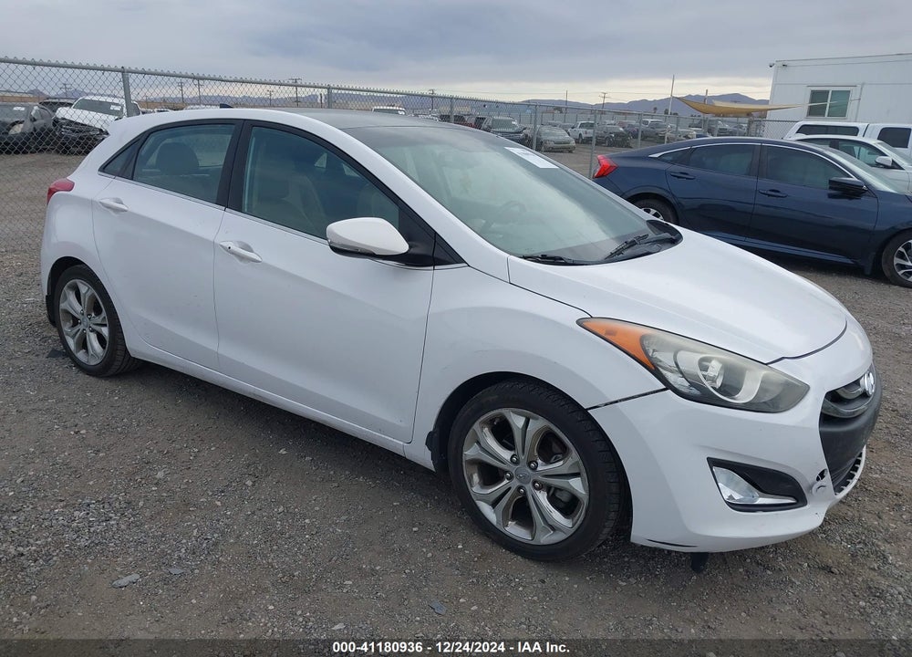 2013 HYUNDAI ELANTRA GT VIN: KMHD35LE7DU092117