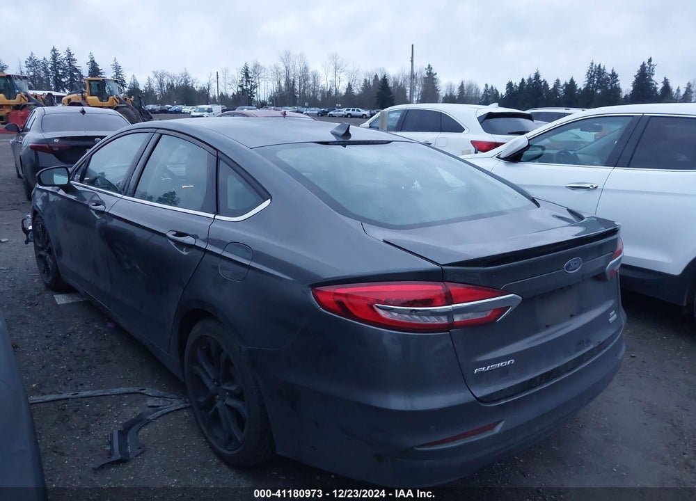 2019 FORD FUSION SE VIN: 3FA6P0HD2KR284821