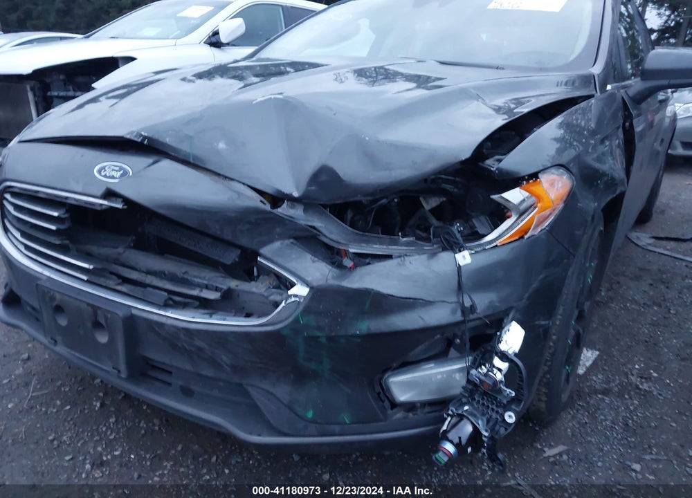 2019 FORD FUSION SE VIN: 3FA6P0HD2KR284821