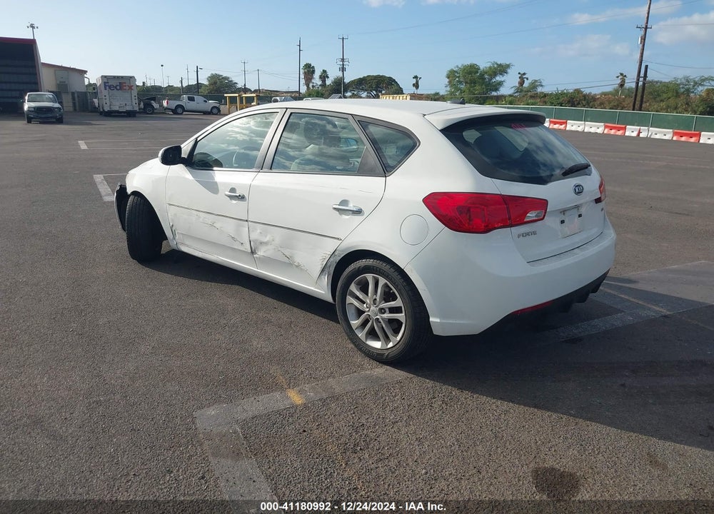 2011 KIA FORTE EX VIN: KNAFU5A26B5372778