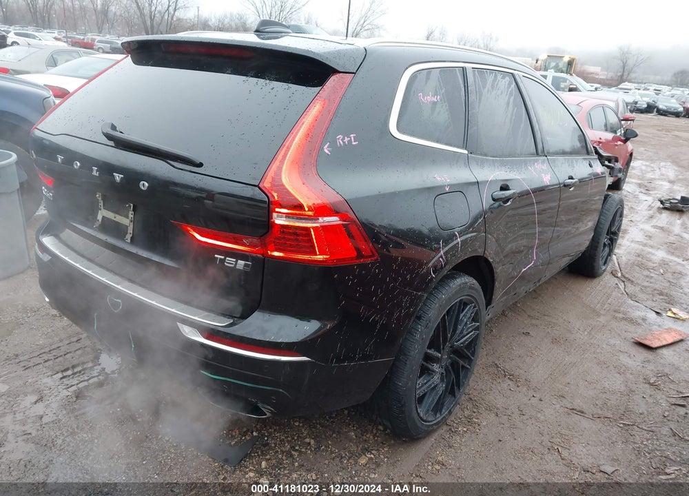 2019 VOLVO XC60 T5 INSCRIPTION VIN: LYV102RL0KB326786