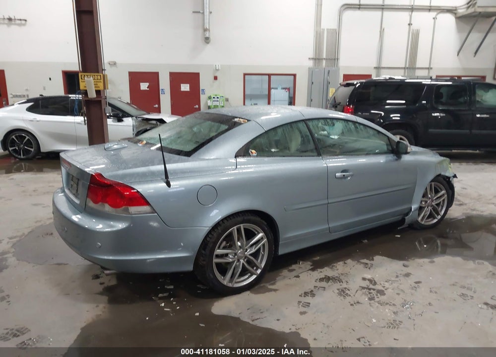 2008 VOLVO C70 T5 VIN: YV1MC67228J045184