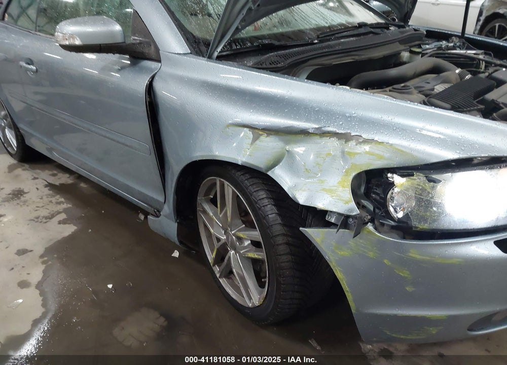 2008 VOLVO C70 T5 VIN: YV1MC67228J045184