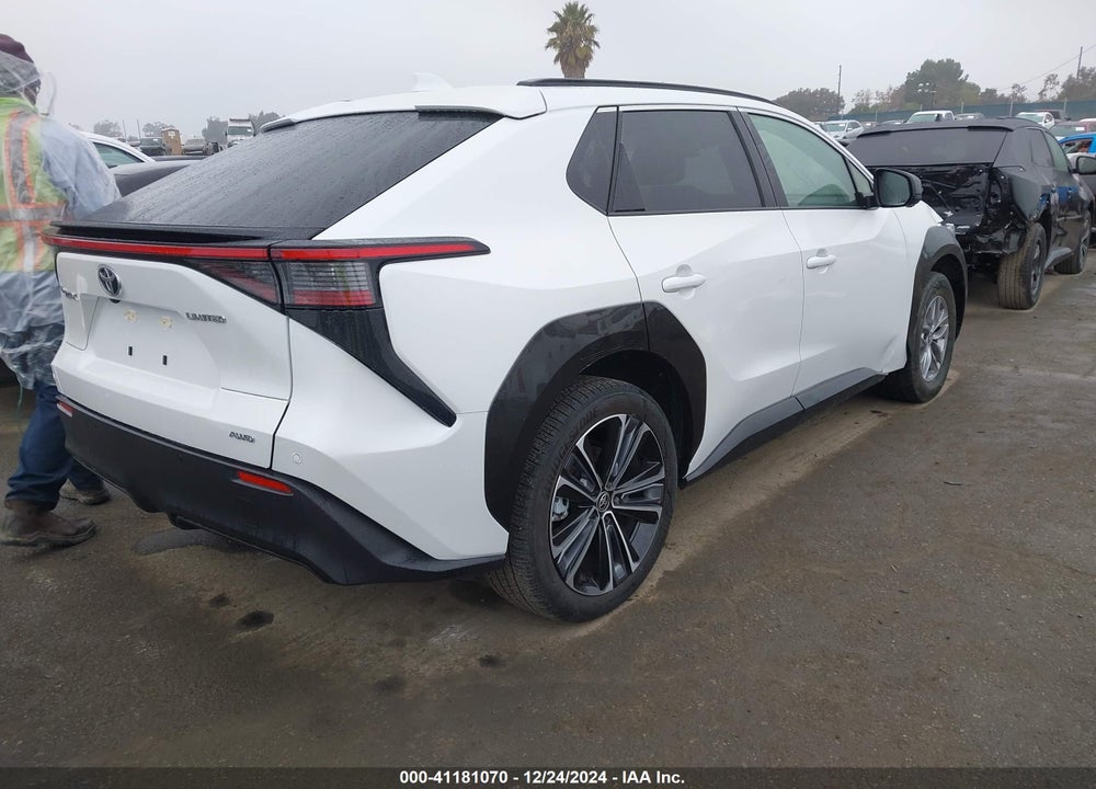 2023 TOYOTA BZ4X LIMITED VIN: JTMABACA0PA042200