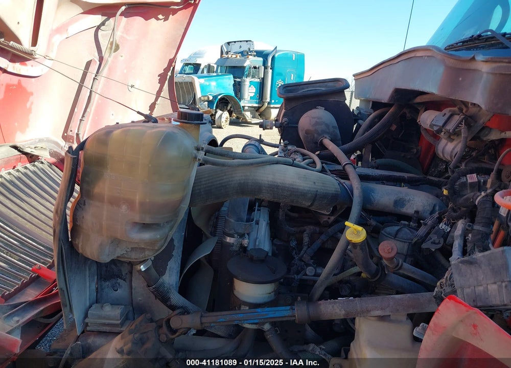 2005 INTERNATIONAL 4000 4400 VIN: 1HSMTAAN95H124390