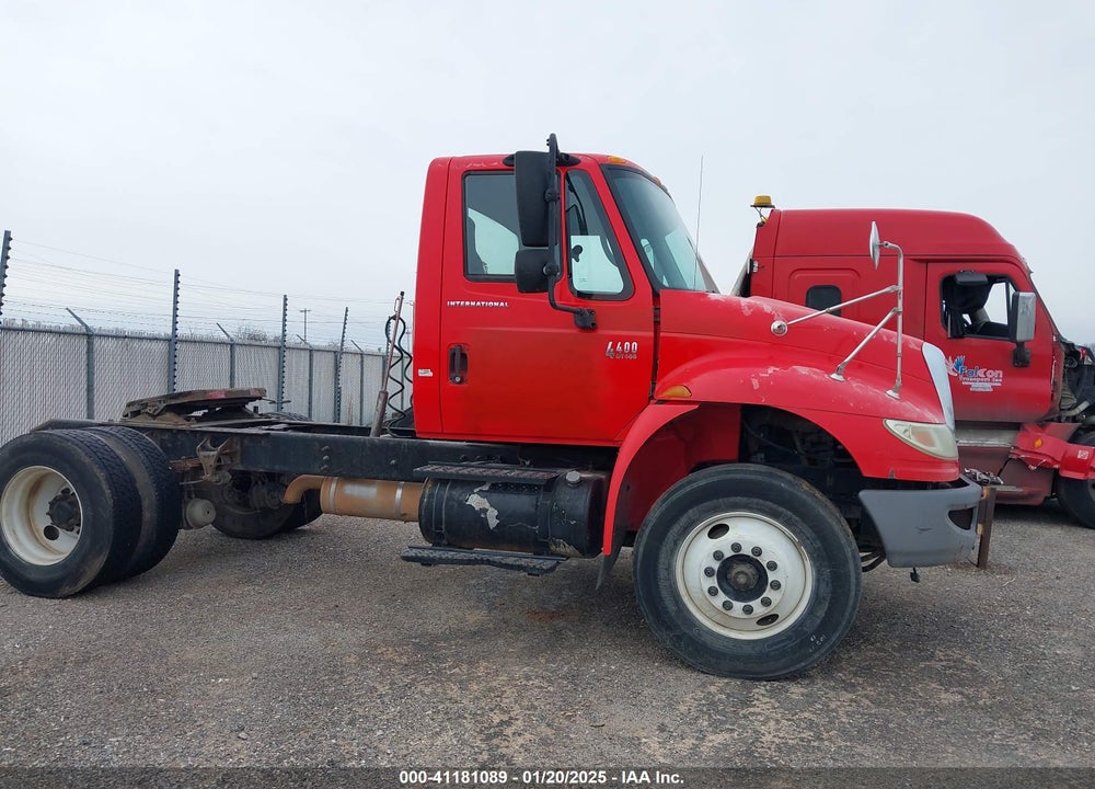 2005 INTERNATIONAL 4000 4400 VIN: 1HSMTAAN95H124390