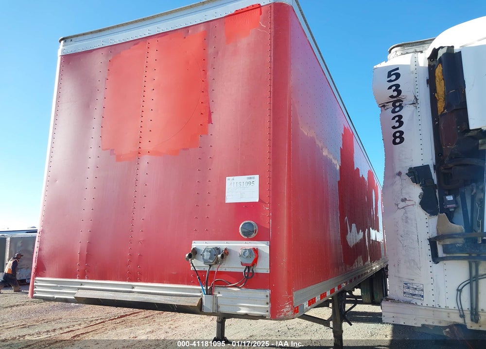 2000 UTILITY TRAILER MFG --- VIN: 1UYVS2456YP153133
