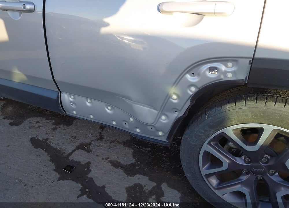 2015 JEEP RENEGADE LATITUDE VIN: ZACCJABT0FPB59160