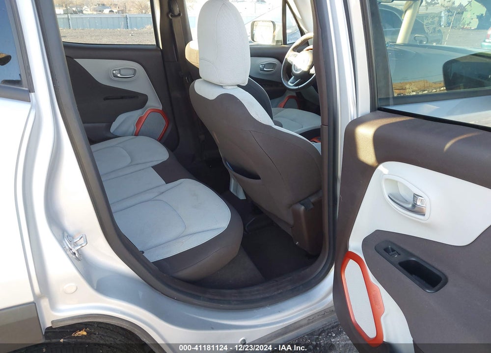 2015 JEEP RENEGADE LATITUDE VIN: ZACCJABT0FPB59160